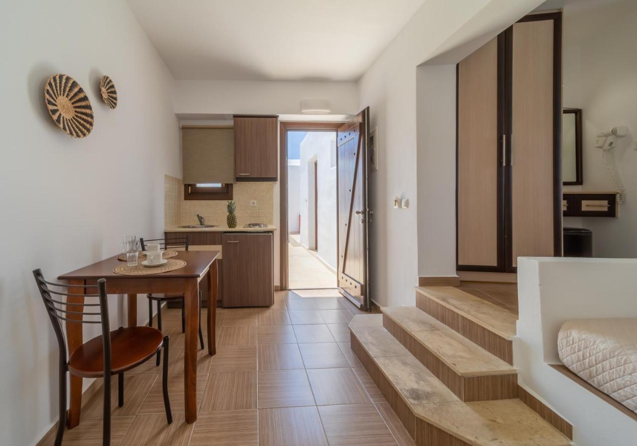 Anemomilos Beach Hotel Agia Anna  Exterior photo