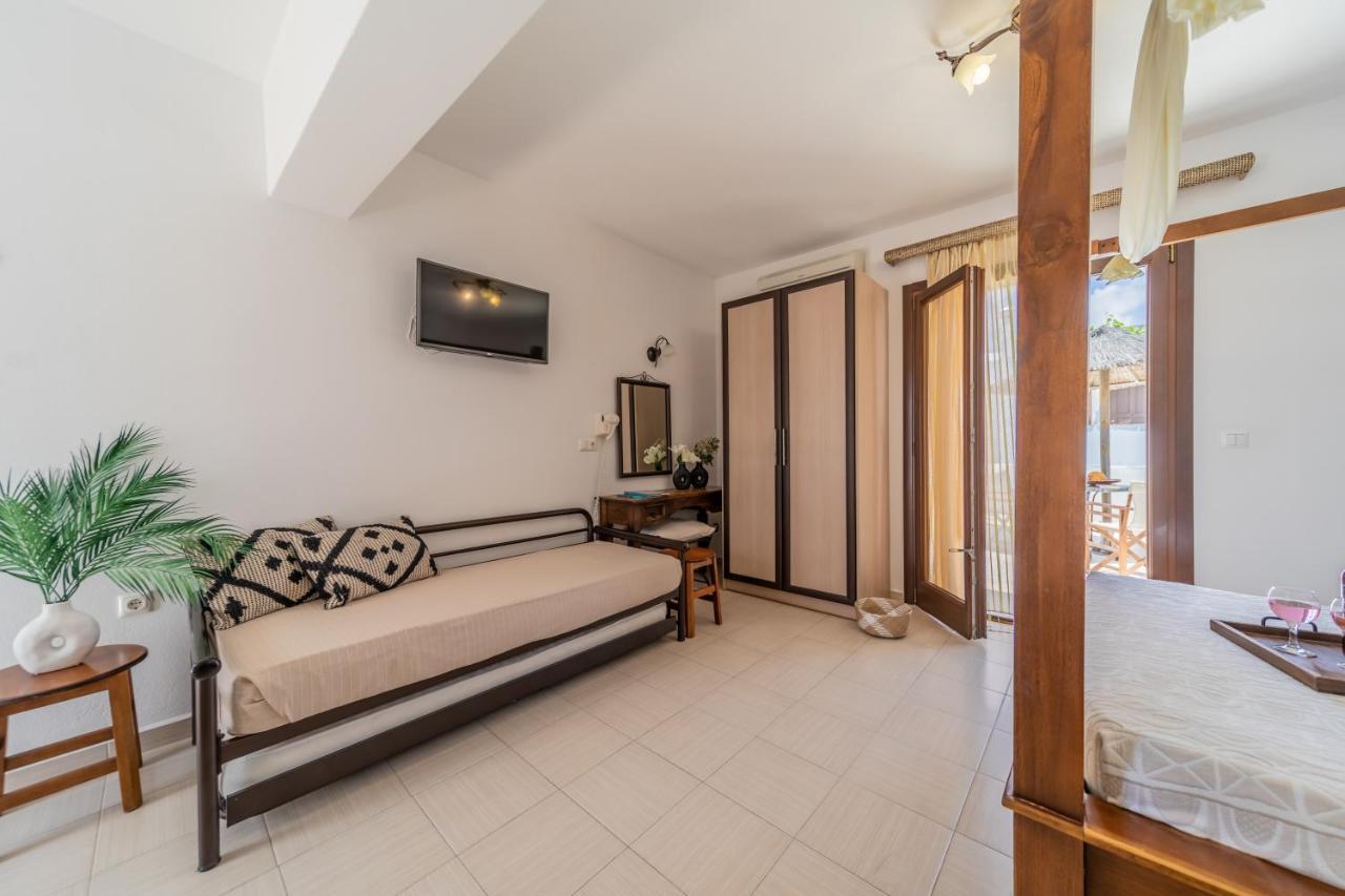 Anemomilos Beach Hotel Agia Anna  Exterior photo